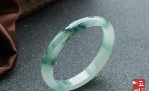 怎么看手镯料质好坏图片,手镯料质优劣鉴定图解揭秘