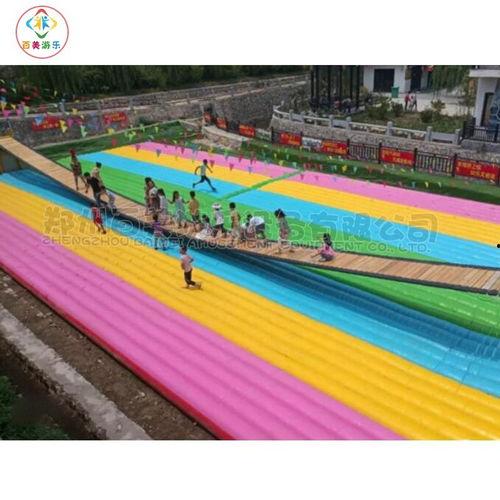 网红摇摆吊桥,挑战极限的惊险之旅