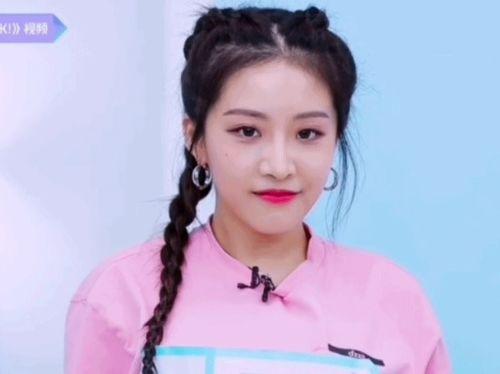 爆料娱乐圈博主喻言,揭秘明星背后的惊人真相！